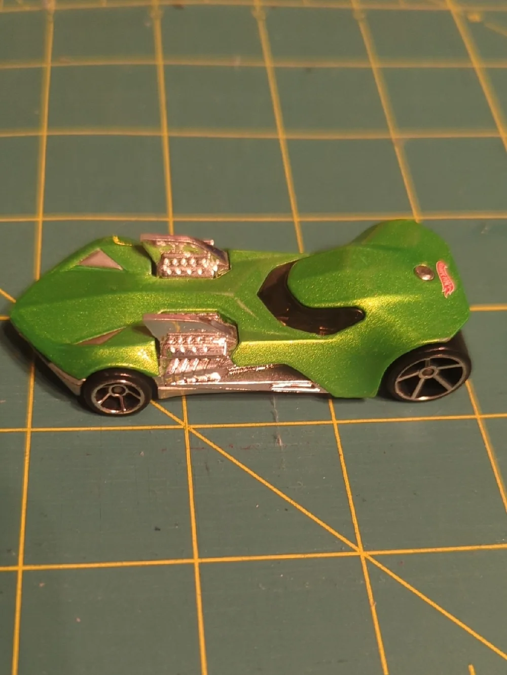 Hot Wheels Twin Mill III Metallic Green Streamline Race Car